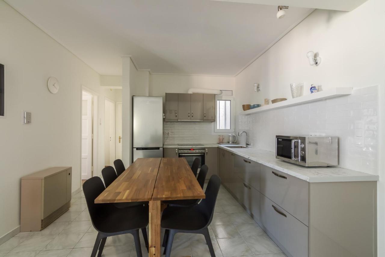 Breathtaking Acropolis View From An Elegant 3Br Apt アテネ エクステリア 写真